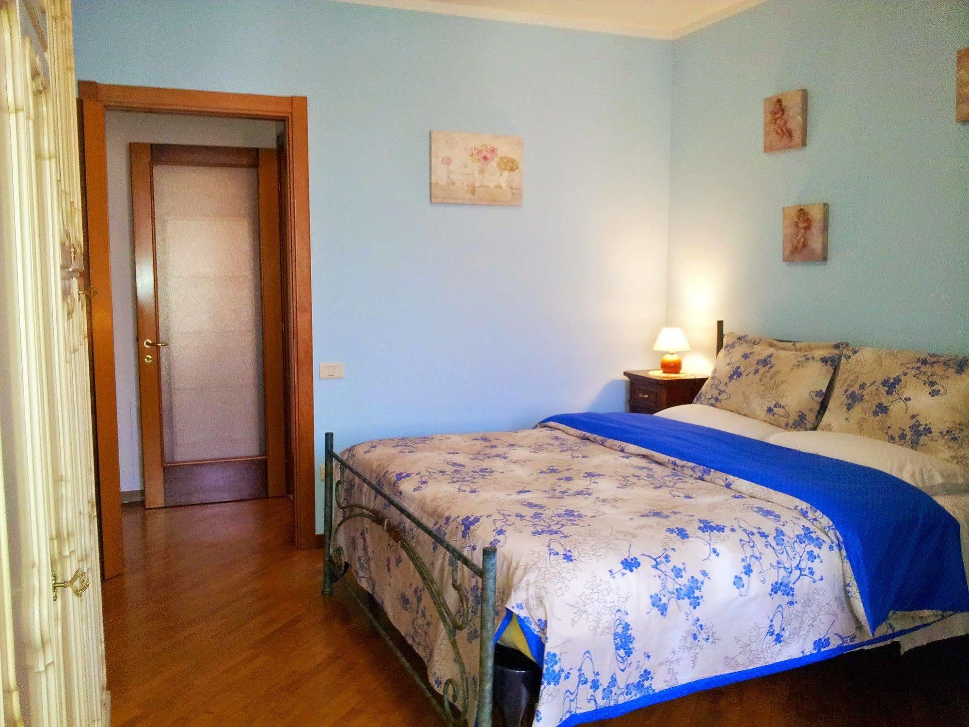 شقة Assisi Casa Degli Angeli المظهر الخارجي الصورة