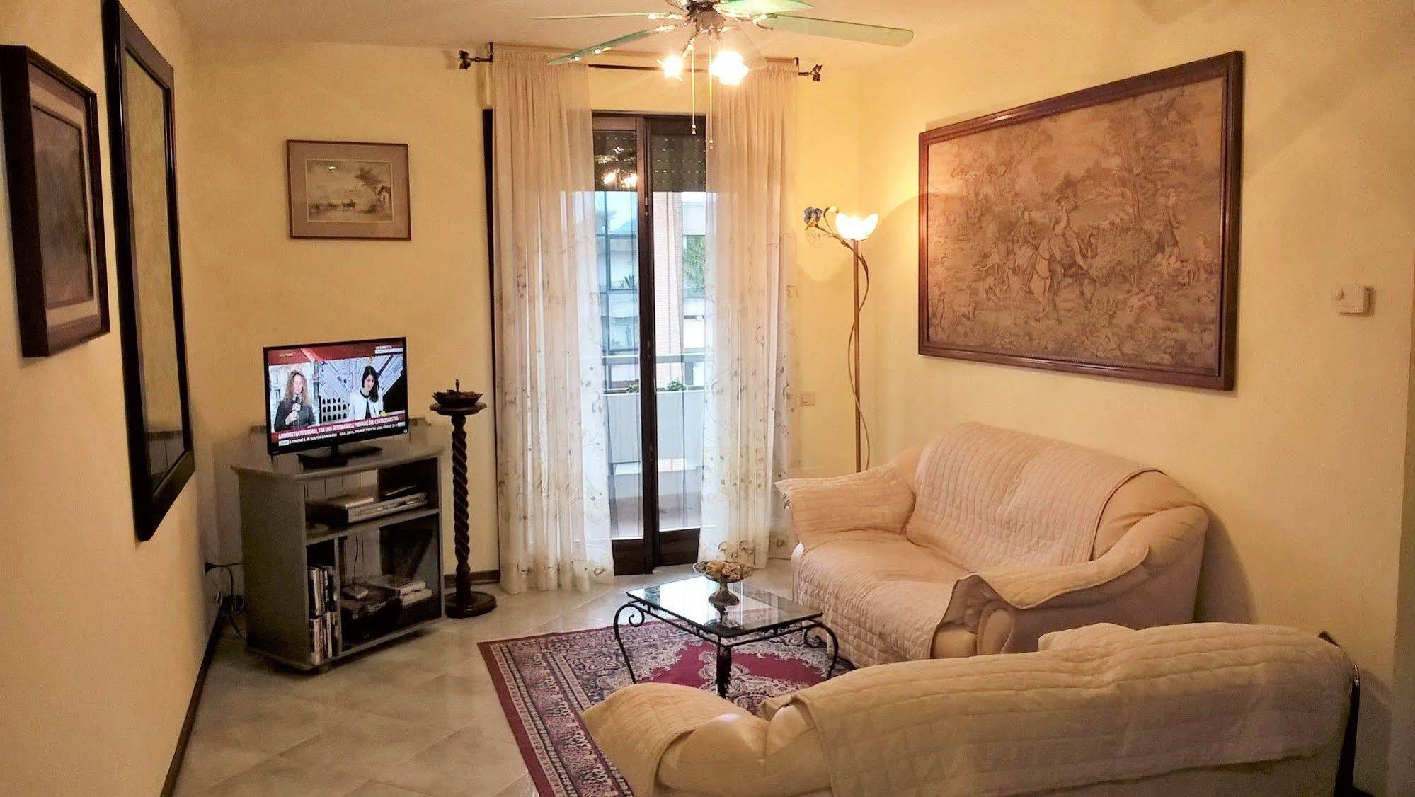 شقة Assisi Casa Degli Angeli المظهر الخارجي الصورة